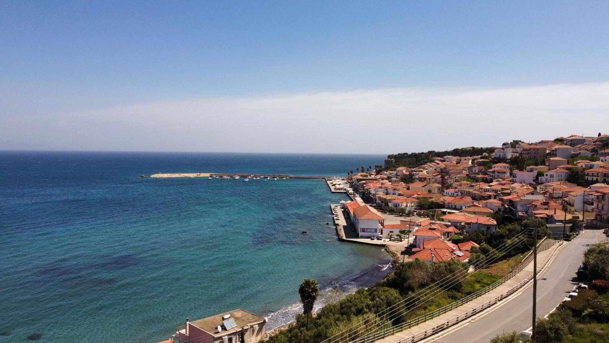 Artaki R * Koroni (Messinia)
