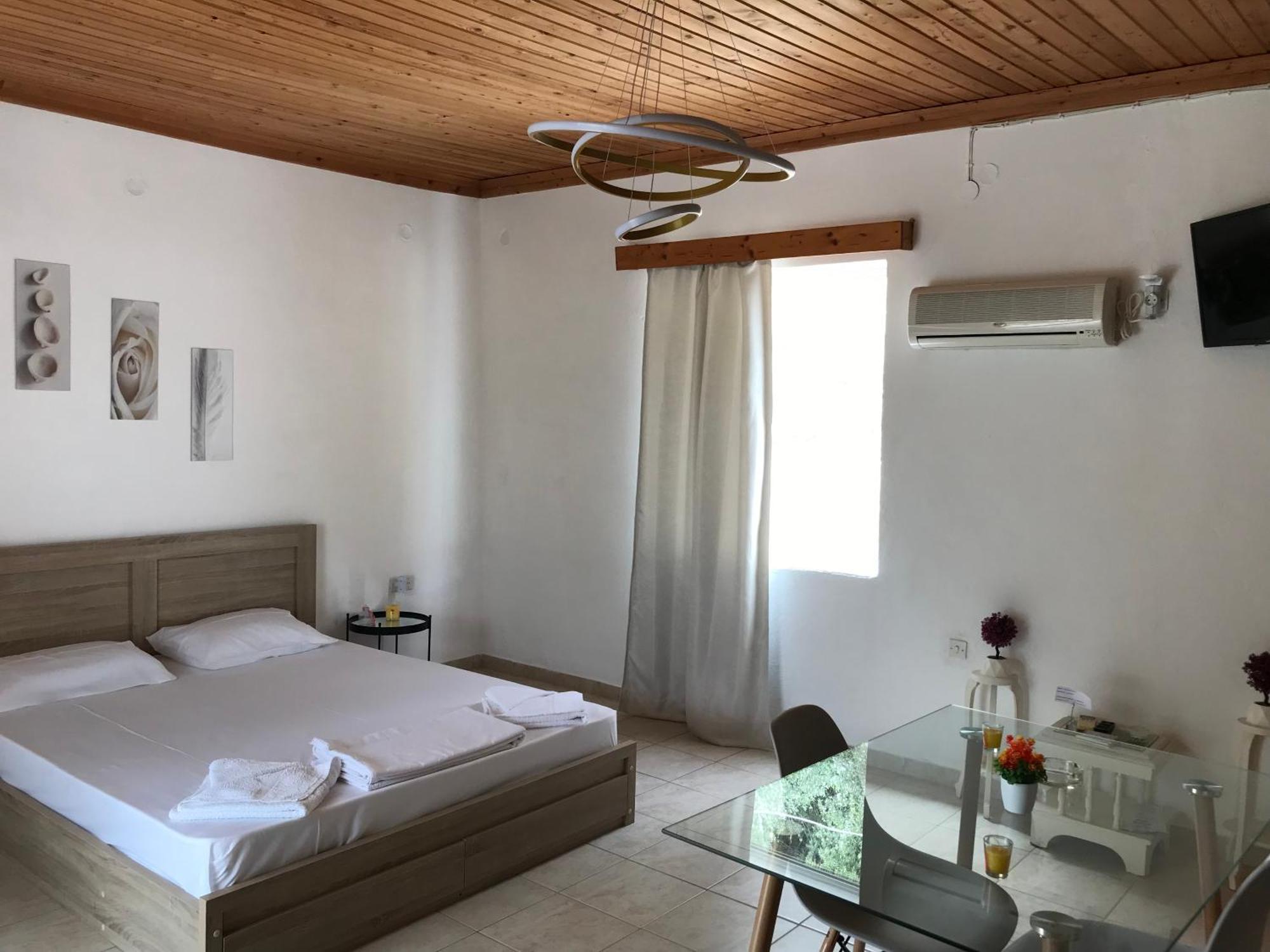 Apartment Artaki R Koróni